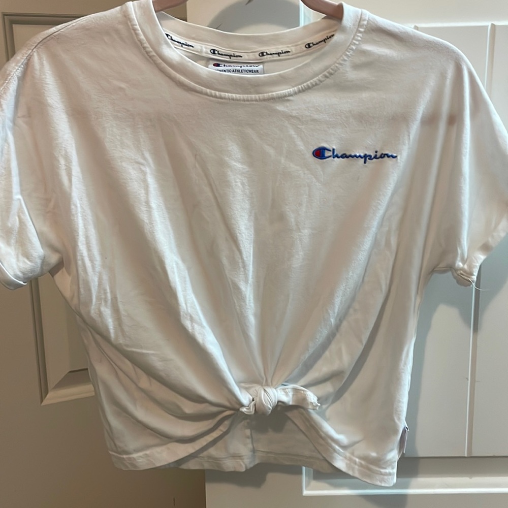 XS cropped Champion tshirt